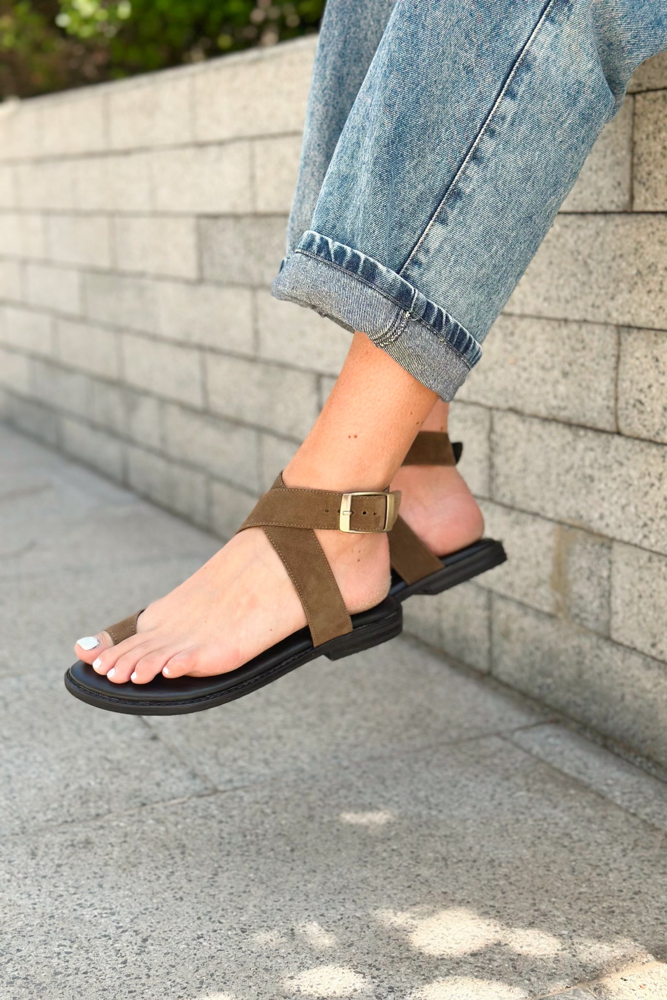 Lombok Sandal- Taupe Gamuza