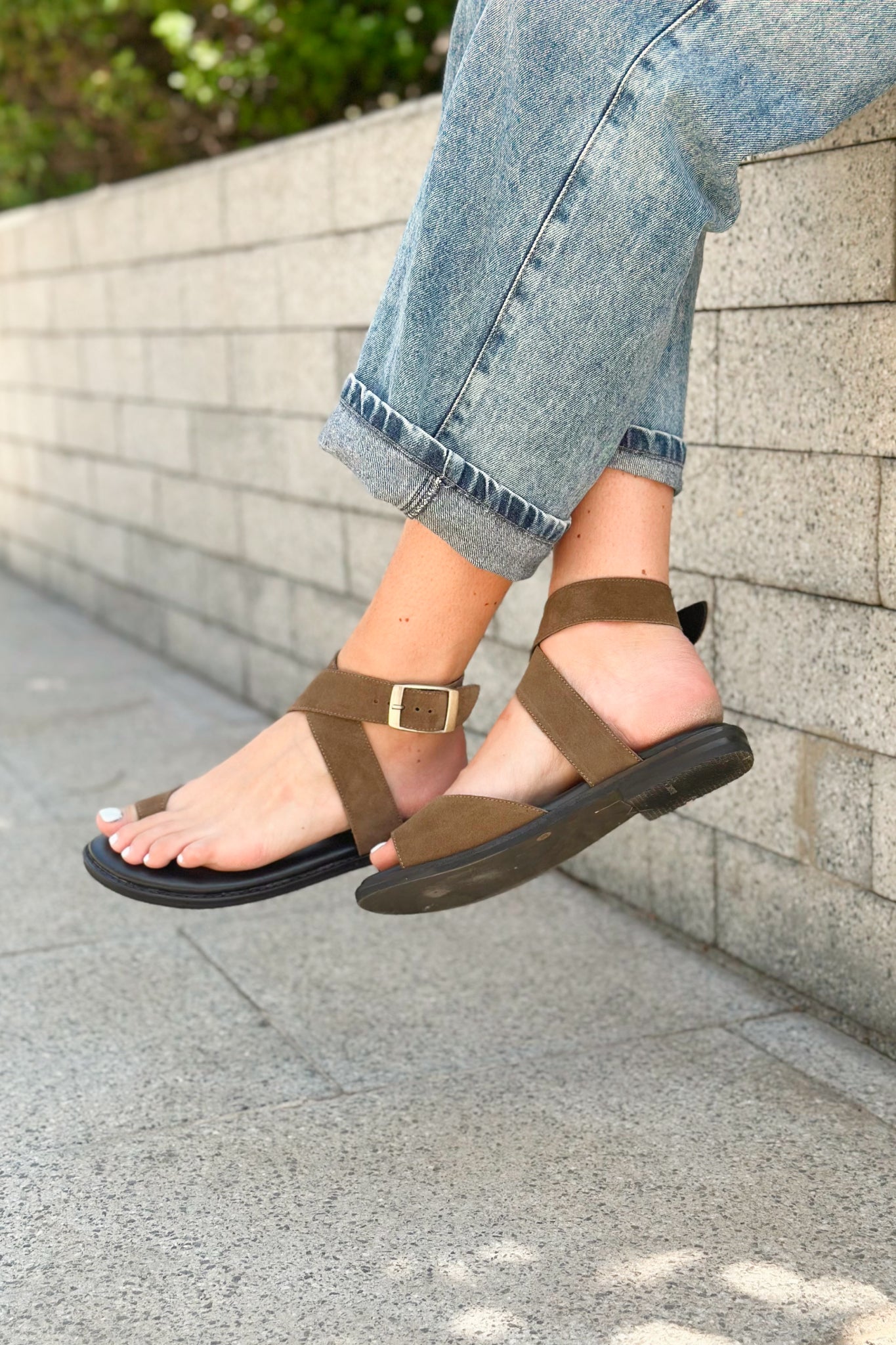 Lombok Sandal- Taupe Gamuza