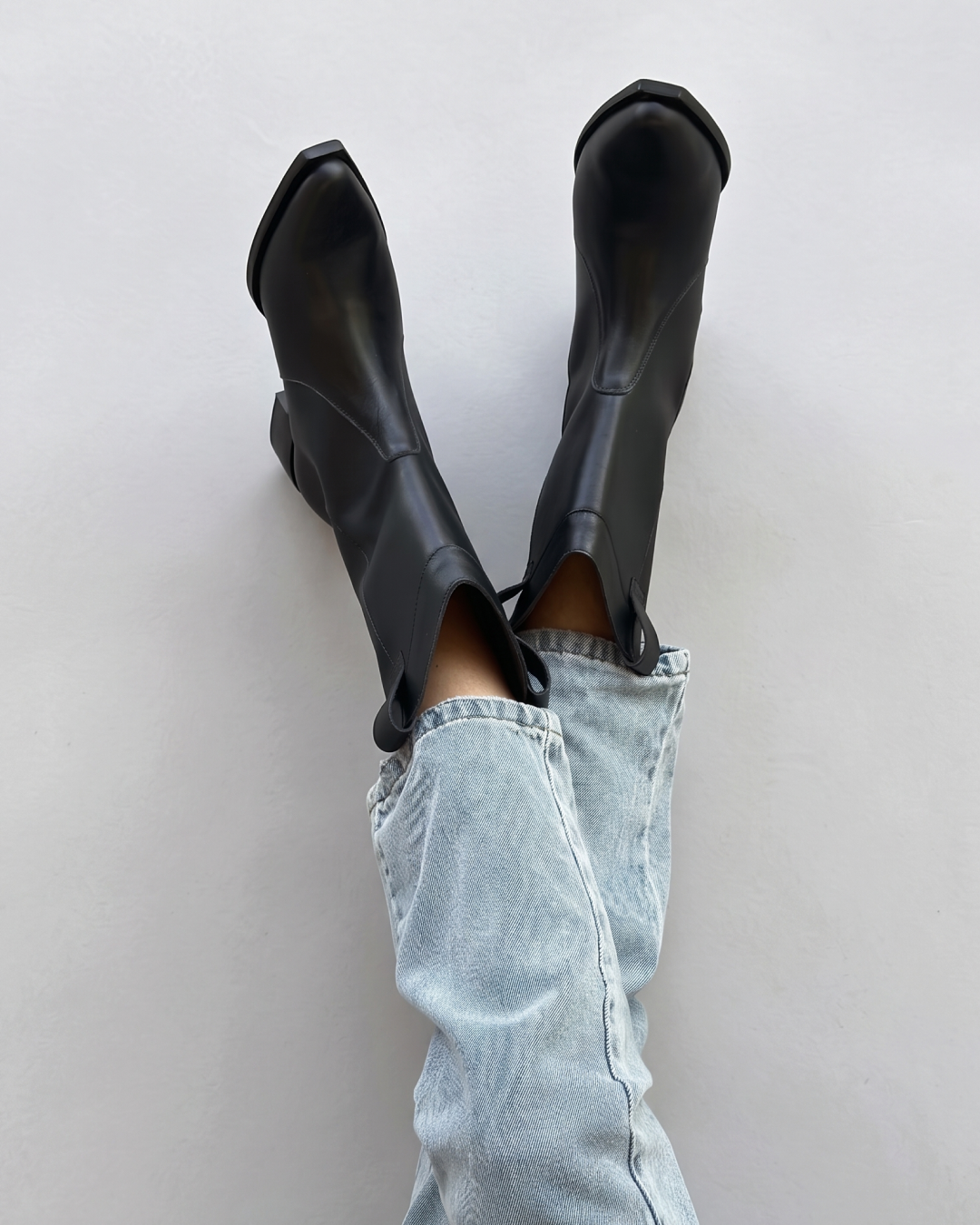 Bota Gardena - Negro Cuero