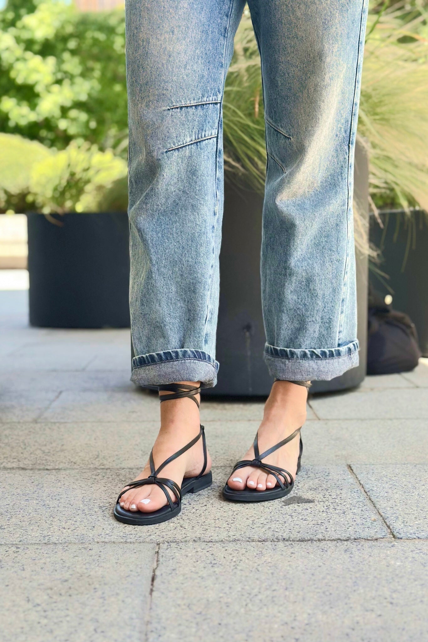 Granada Sandal - Negra